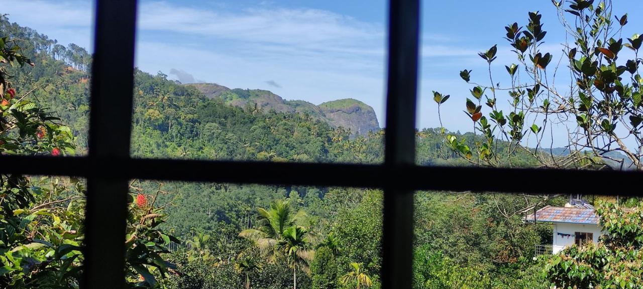 Soly'S Villa Homestay Munnar Esterno foto
